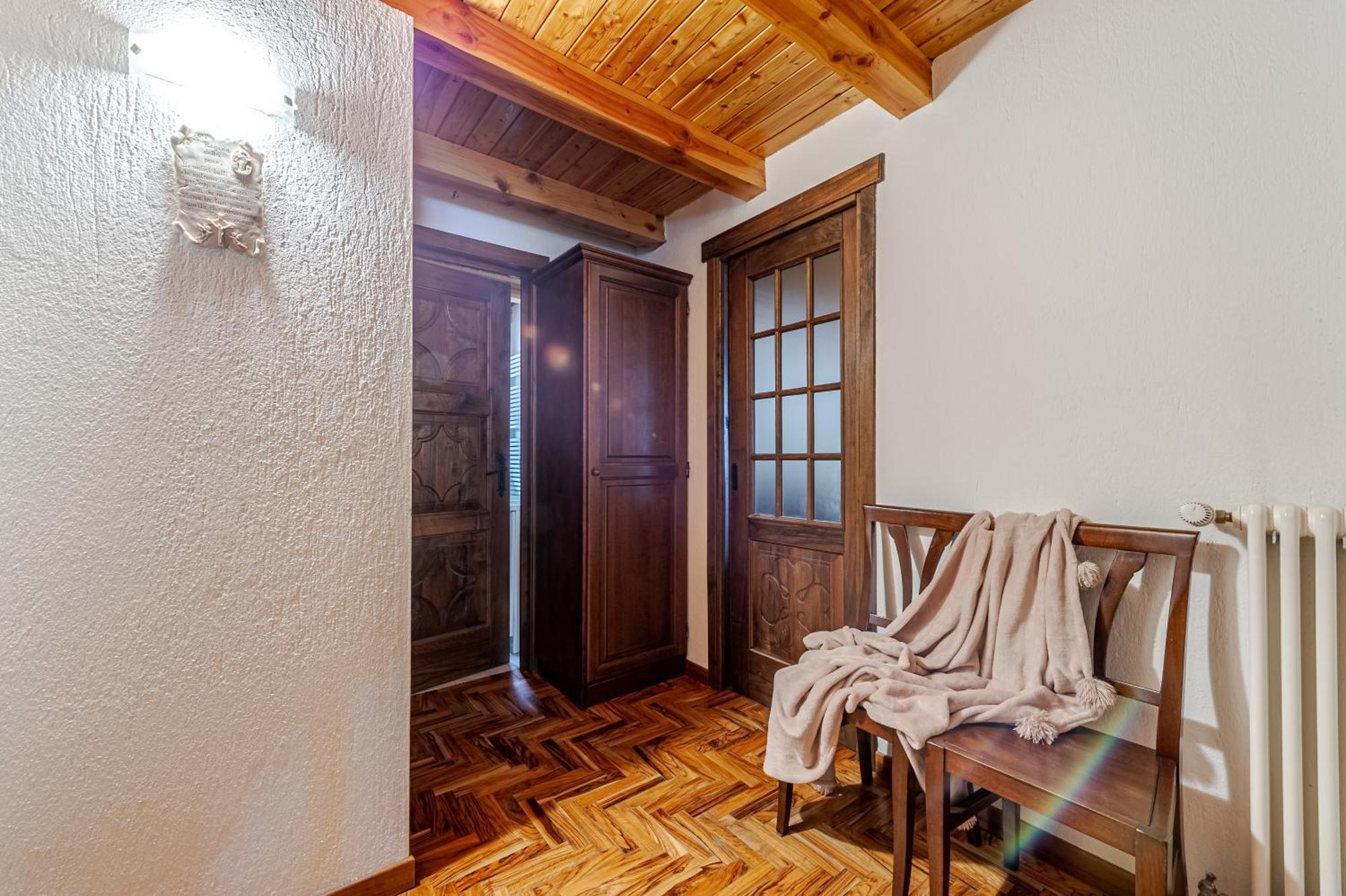 Casa Beatrice - Wifi, Parcheggio E Vista Montagna - Cour 0231 Daire Courmayeur Dış mekan fotoğraf